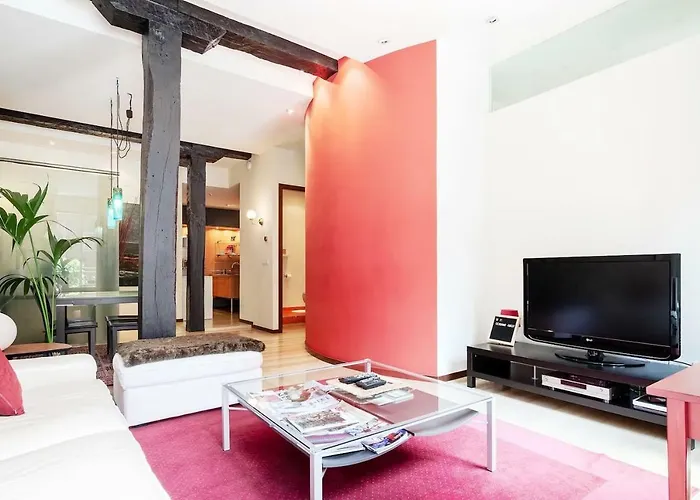 • Centro • Guggenheim • Abando • From 1888 * Μπιλμπάο